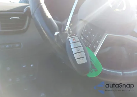 2018 Nissan Rogue Sv z USA, uszkodzony, nr VIN JN8AT2MV8JW311594